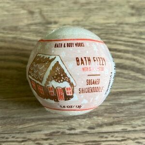 NWT Bath & Body Works Bath Fizzy Sugared Snickerdoodle